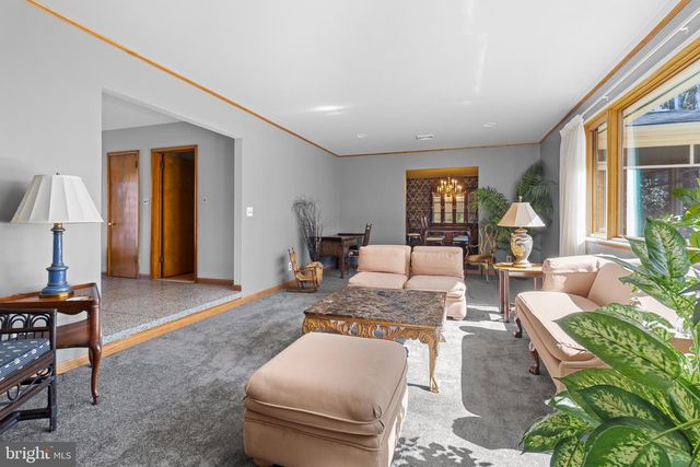 107 WALNUT RIDGE RD, Wilmington, DE 19807