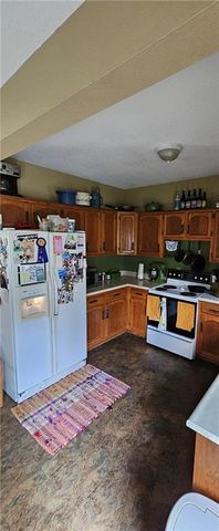 700 Broad Street, Waverly, MO 64096