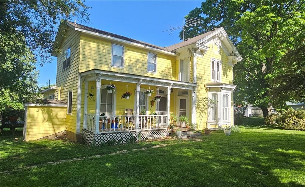 700 Broad Street, Waverly, MO 64096