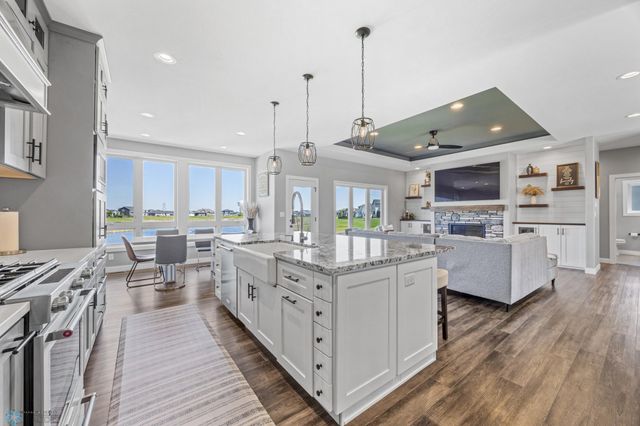 1991 69th Avenue S, Fargo, ND 58104
