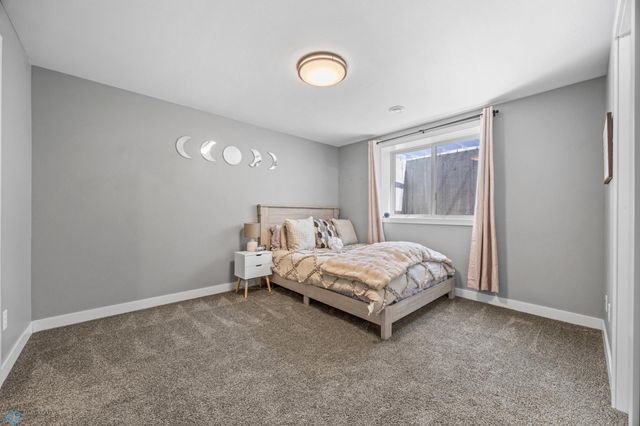 1991 69th Avenue S, Fargo, ND 58104