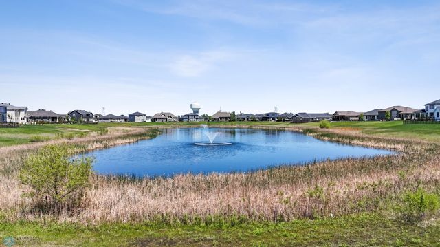 1991 69th Avenue S, Fargo, ND 58104