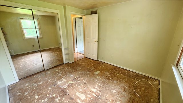 7383 Lakeside Road, Ontario, NY 14519