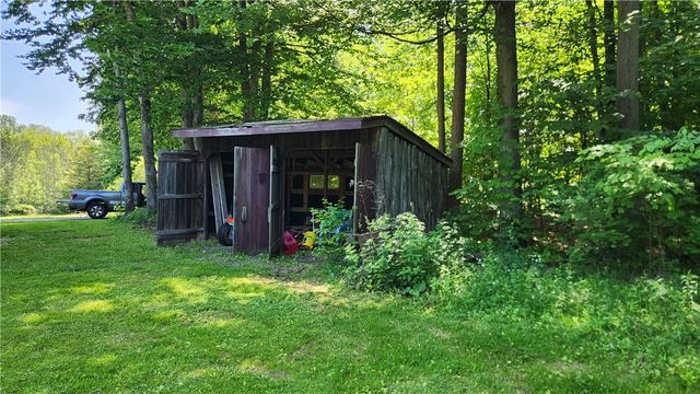 7383 Lakeside Road, Ontario, NY 14519