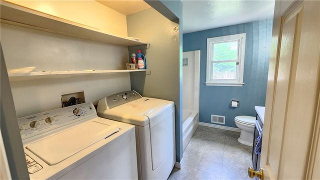 7383 Lakeside Road, Ontario, NY 14519