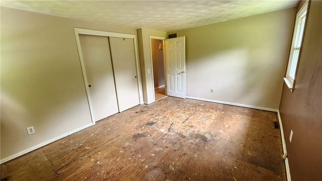 7383 Lakeside Road, Ontario, NY 14519