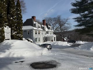 41 Millville Avenue 201, Naugatuck, CT 06770