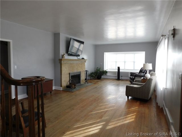 14716 McBride Bluff Road, Shoals, IN 47581