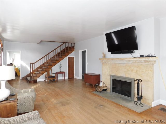 14716 McBride Bluff Road, Shoals, IN 47581