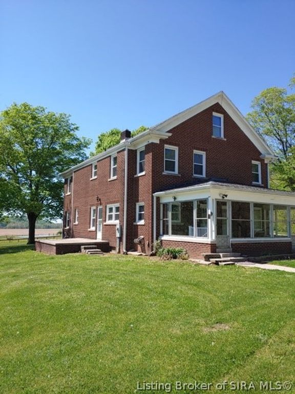 14716 McBride Bluff Road, Shoals, IN 47581