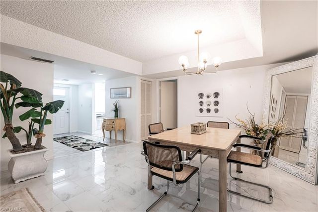 550 Teryl RD 2302, Naples, FL 34112