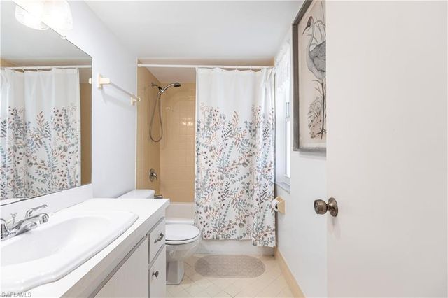 550 Teryl RD 2302, Naples, FL 34112