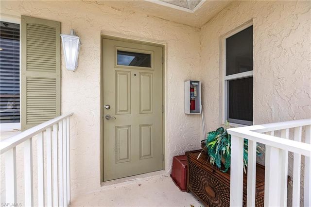 550 Teryl RD 2302, Naples, FL 34112