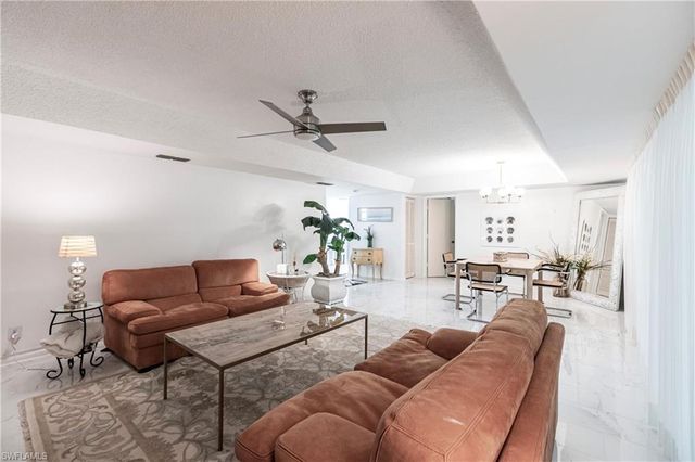 550 Teryl RD 2302, Naples, FL 34112