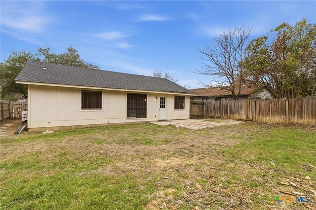 1917 Nevada Street, San Marcos, TX 78666