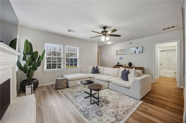 951 Lawton Street SW, Atlanta, GA 30310