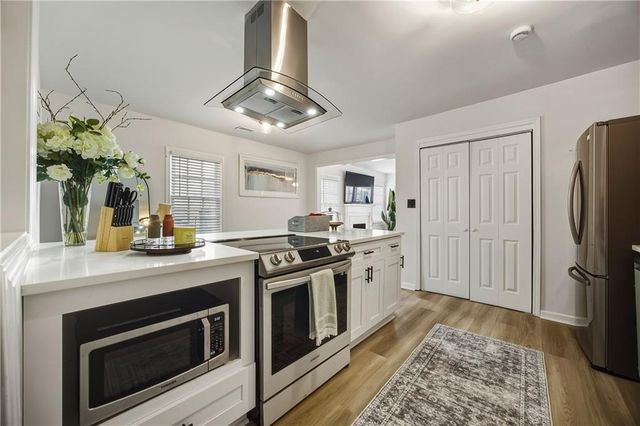 951 Lawton Street SW, Atlanta, GA 30310