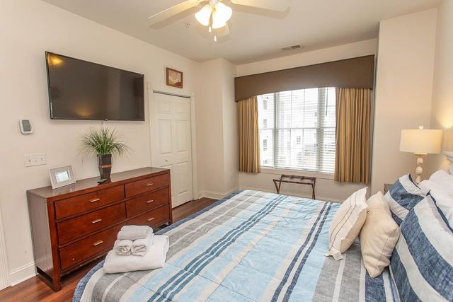 4861 Luster Leaf Cir Apt 301, Myrtle Beach, SC 29577