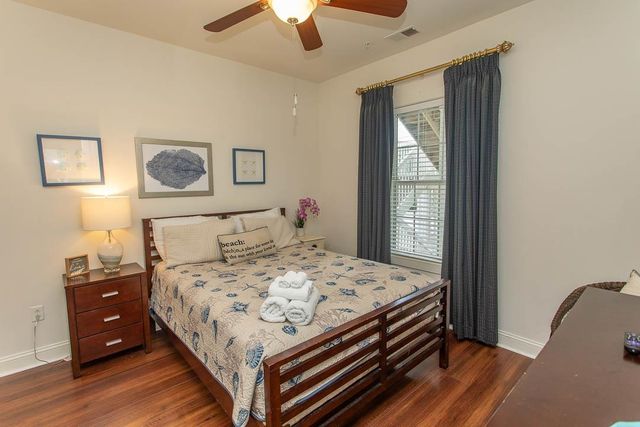 4861 Luster Leaf Cir Apt 301, Myrtle Beach, SC 29577