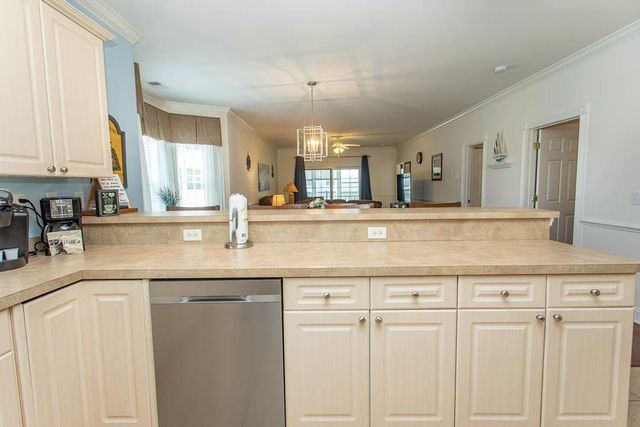 4861 Luster Leaf Cir Apt 301, Myrtle Beach, SC 29577