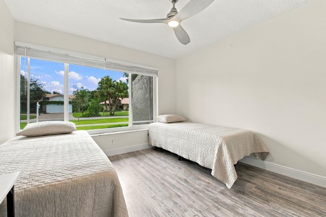 626 NW 100th Way, Coral Springs, FL 33071