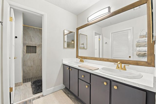 626 NW 100th Way, Coral Springs, FL 33071