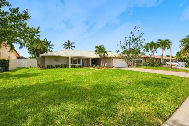 626 NW 100th Way, Coral Springs, FL 33071