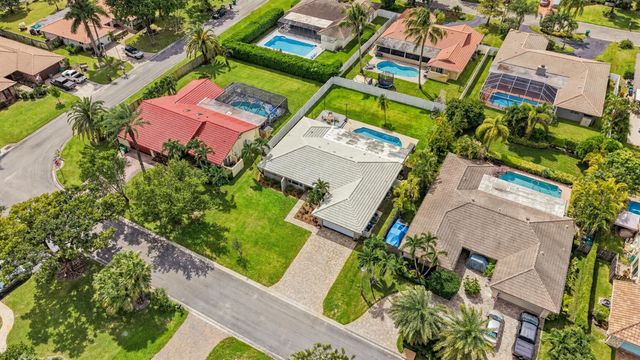 626 NW 100th Way, Coral Springs, FL 33071