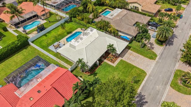 626 NW 100th Way, Coral Springs, FL 33071