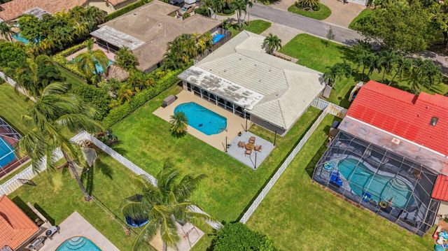 626 NW 100th Way, Coral Springs, FL 33071