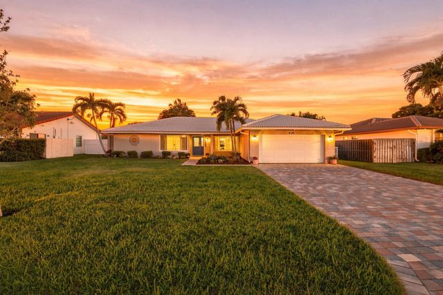 626 NW 100th Way, Coral Springs, FL 33071