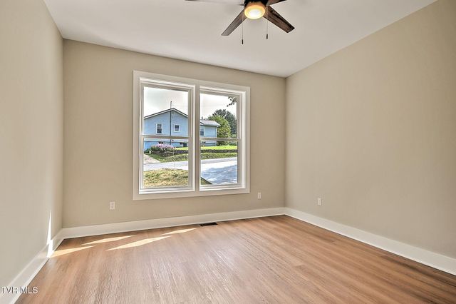 463 Magnolia Drive, Bristol, VA 24201