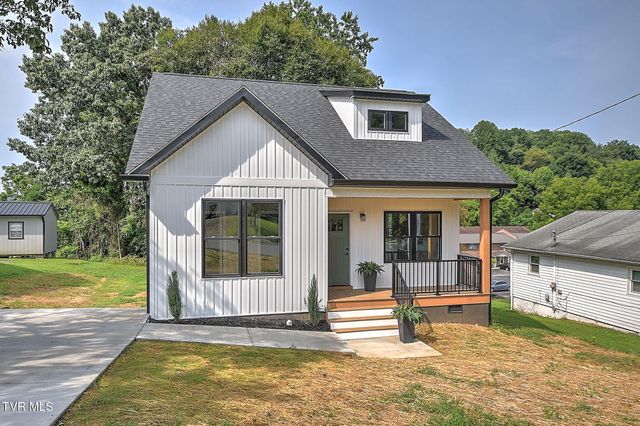 463 Magnolia Drive, Bristol, VA 24201