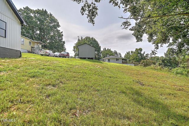 463 Magnolia Drive, Bristol, VA 24201