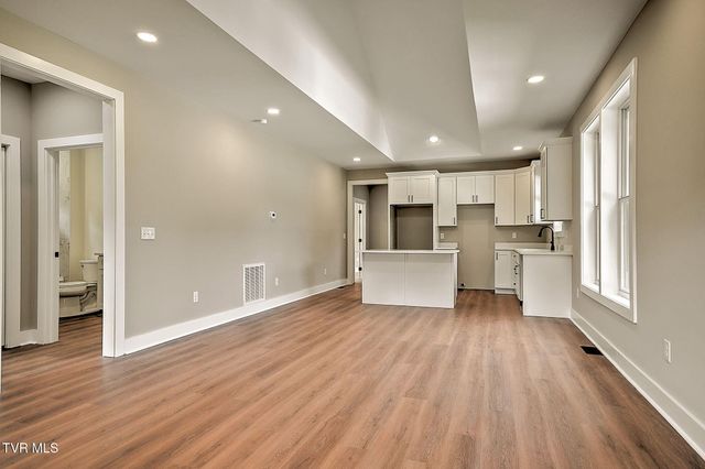 463 Magnolia Drive, Bristol, VA 24201