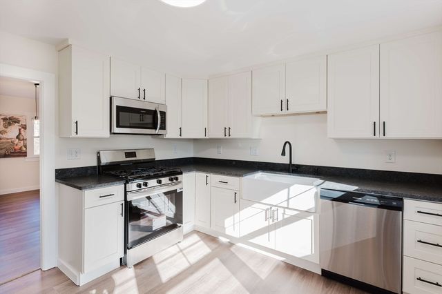 28 Indian Neck Rd, Wareham, MA 02571