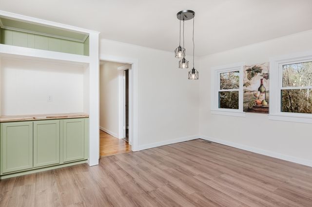 28 Indian Neck Rd, Wareham, MA 02571