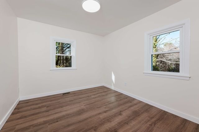 28 Indian Neck Rd, Wareham, MA 02571