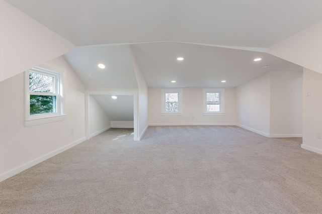 28 Indian Neck Rd, Wareham, MA 02571