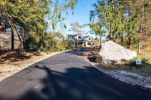 28 Indian Neck Rd, Wareham, MA 02571