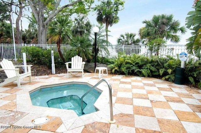 225 S Tropical Trail 722, Merritt Island, FL 32952