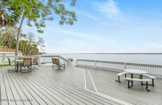 225 S Tropical Trail 722, Merritt Island, FL 32952