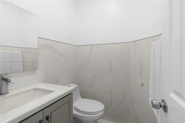 1102 Camellia Circle, Weston, FL 33326