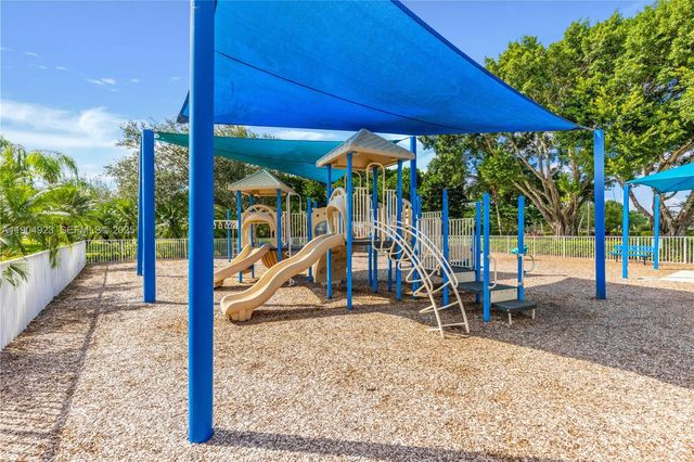 1102 Camellia Circle, Weston, FL 33326