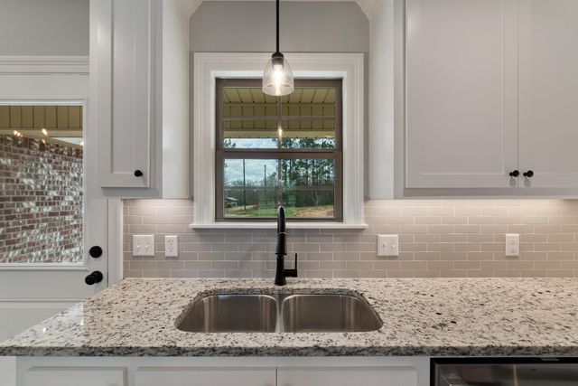 34 Applewood Dr., Purvis, MS 39475