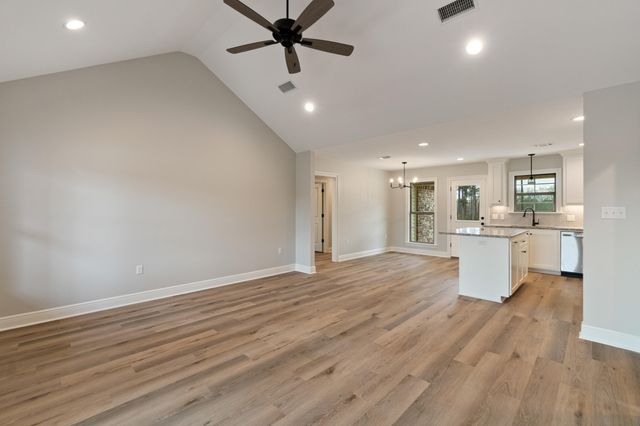 34 Applewood Dr., Purvis, MS 39475