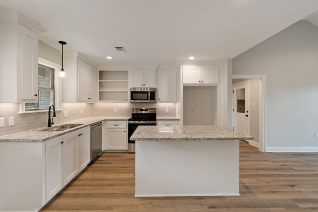 34 Applewood Dr., Purvis, MS 39475