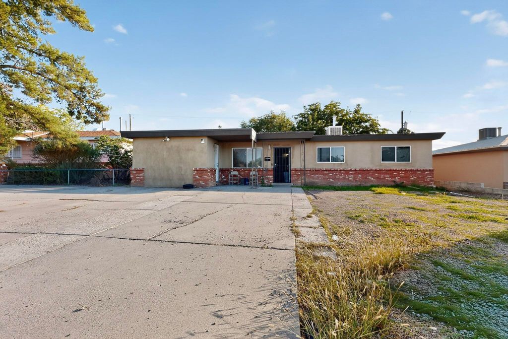 9716 Indian School Road NE, Albuquerque, NM 87112