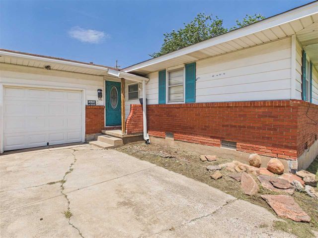 5209 NW Liberty Ave, Lawton, OK 73505