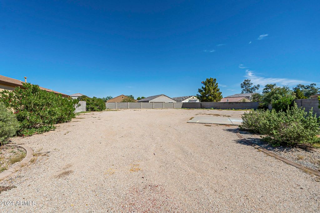 20057 N CORDOBA Street 20, Maricopa, AZ 85138 — photo 2